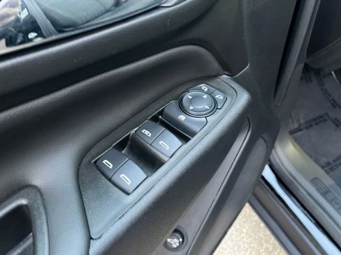 Used 2024 Chevrolet Equinox LT image 20