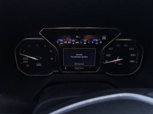 Used 2021 GMC Yukon SLE AWD/4WD image 17