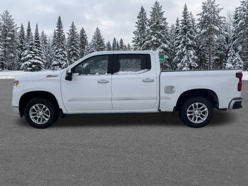 Used 2025 Chevrolet Silverado 1500 LT image 2