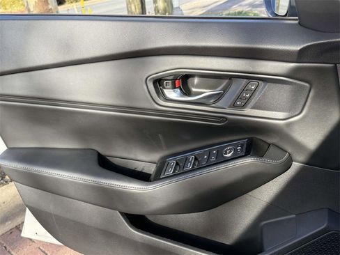 Used 2023 Honda Accord Touring image 27