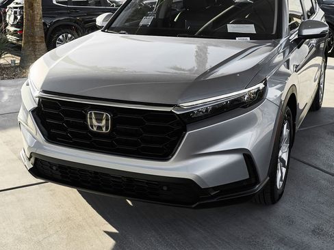 Used 2023 Honda CR-V EX-L image 5