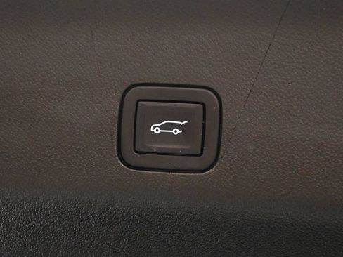 Used 2022 Cadillac Escalade Sport w/ Touring Package AWD/4WD image 41
