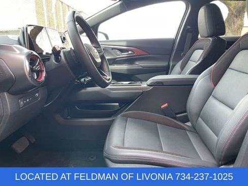 Used 2024 Chevrolet Equinox EV RS image 17