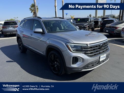 Used 2024 Volkswagen Atlas SE AWD/4WD image 1