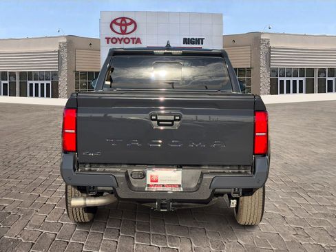 Certified 2025 Toyota Tacoma SR5 image 7