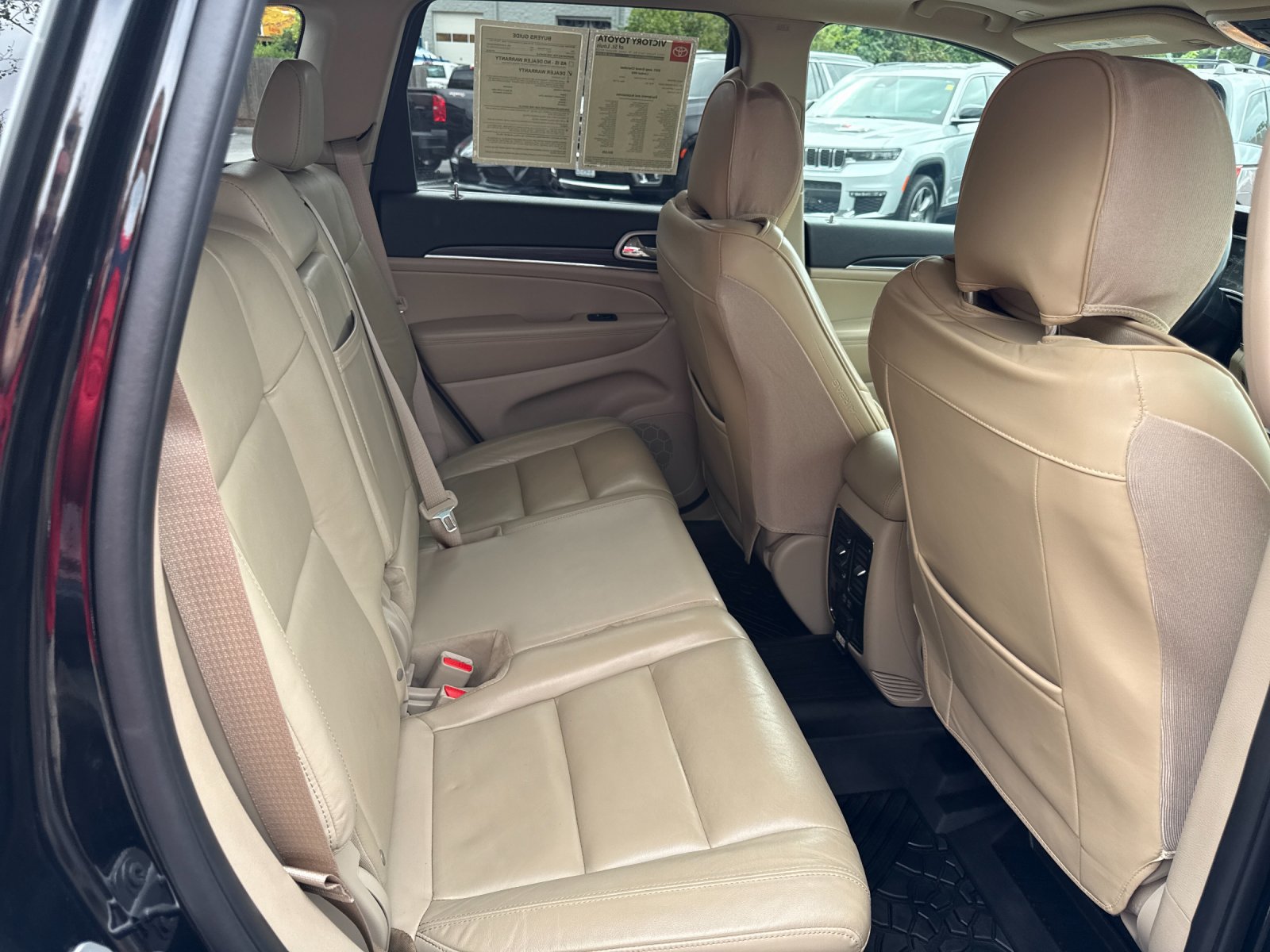 Used 2021 Jeep Grand Cherokee Limited AWD/4WD image 24