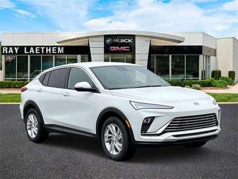 Used 2025 Buick Envista Preferred w/ Convenience I Package image 7