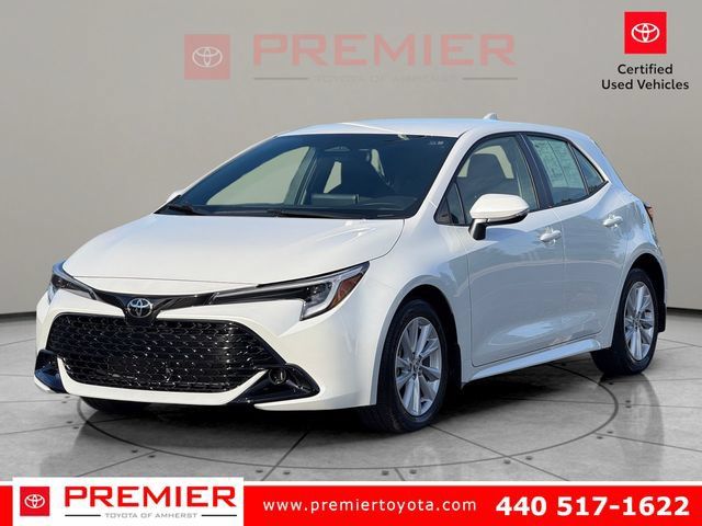 Certified 2025 Toyota Corolla SE w/ SE Package FWD image 1