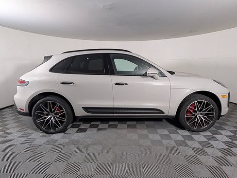 Certified 2023 Porsche Macan S AWD/4WD image 8