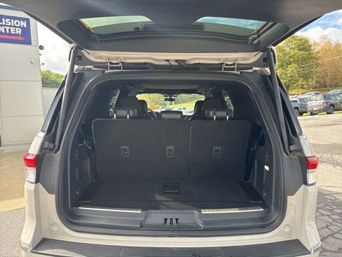 New 2024 Lincoln Navigator Reserve image 36