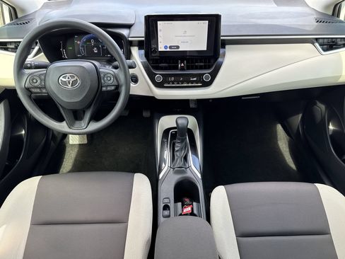 Used 2026 Toyota Corolla LE w/ LE Premium Package FWD image 16