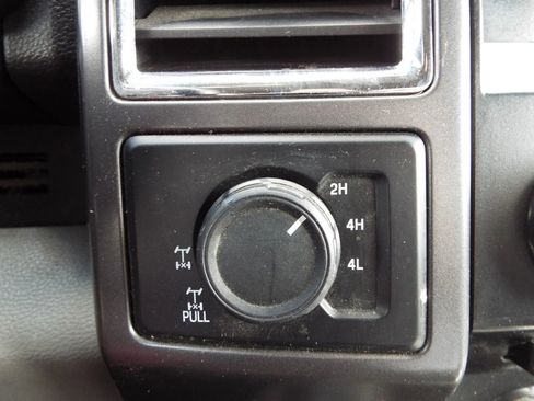 Used 2015 Ford F150 XLT w/ Equipment Group 302A Luxury AWD/4WD image 14