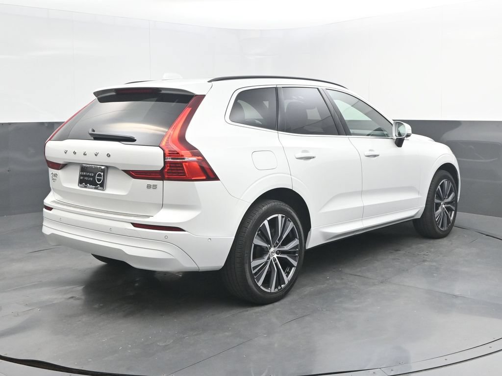 Certified 2022 Volvo XC60 B5 Momentum w/ Advanced Package FWD image 7
