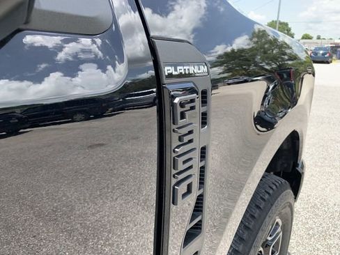 New 2025 Ford F350 Platinum w/ FX4 Off-Road Package image 12