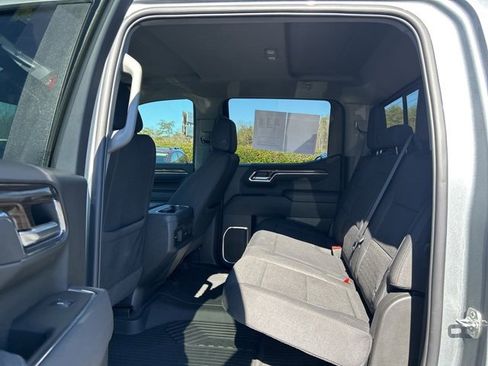 Used 2026 Chevrolet Silverado 1500 LT Trail Boss w/ Convenience Package II image 15