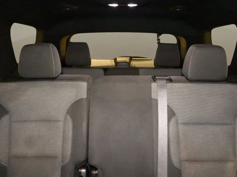 Used 2023 Chevrolet Traverse LT image 22