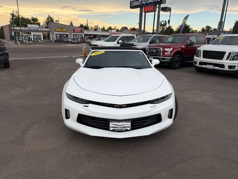 Used 2018 Chevrolet Camaro LT RWD image 4