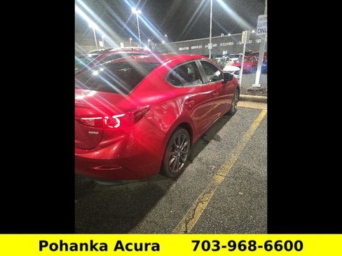 Used 2018 MAZDA MAZDA3 Grand Touring w/ Premium Equipment Package image 4