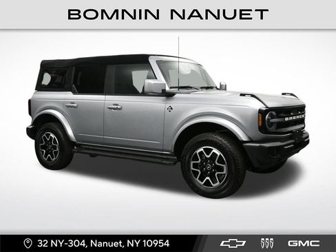 Used 2024 Ford Bronco Outer Banks image 1