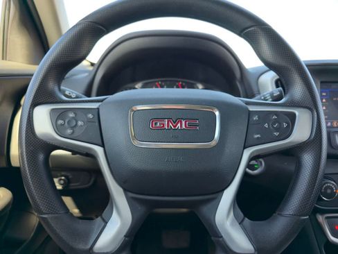 Used 2024 GMC Terrain SLE AWD/4WD image 18