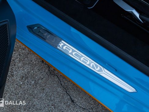 Used 2021 Lamborghini Huracan STO RWD image 28
