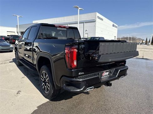 New 2026 GMC Sierra 1500 AT4 w/ AT4 Premium Package image 5