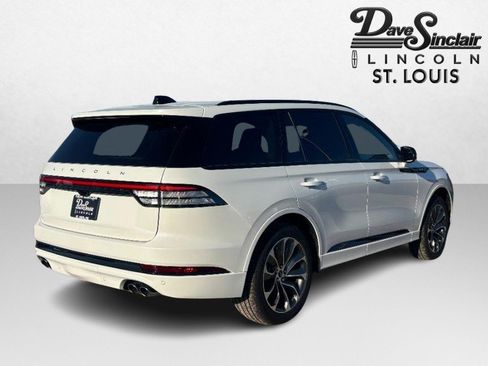New 2026 Lincoln Aviator AWD image 5