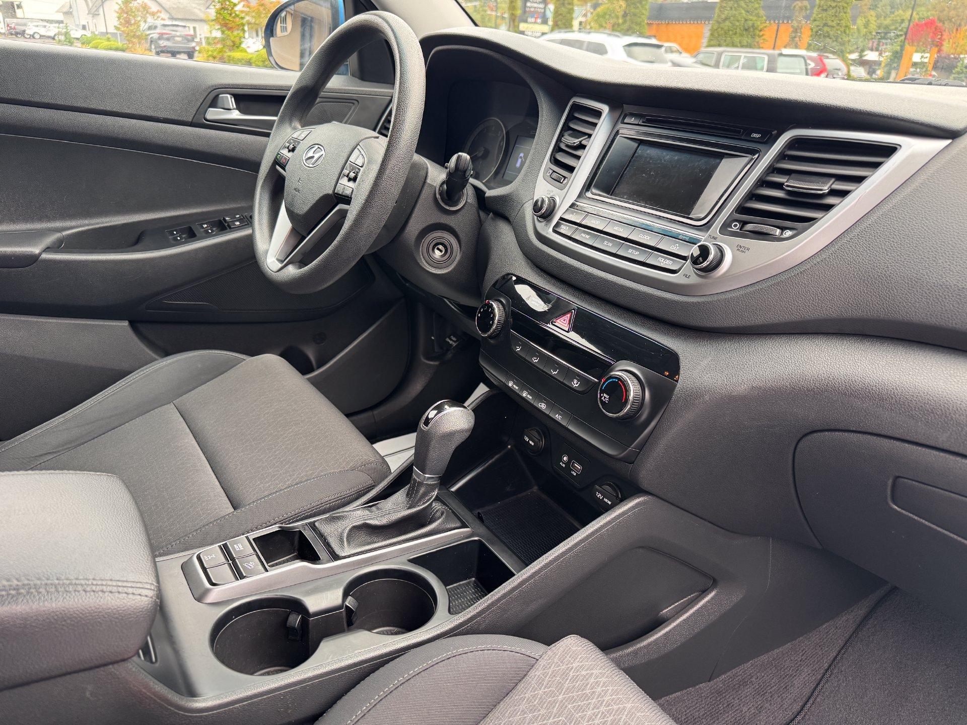 Used 2017 Hyundai Tucson SE w/ SE Popular Package 02 AWD/4WD image 14