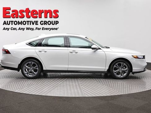 Used 2024 Honda Accord EX image 4