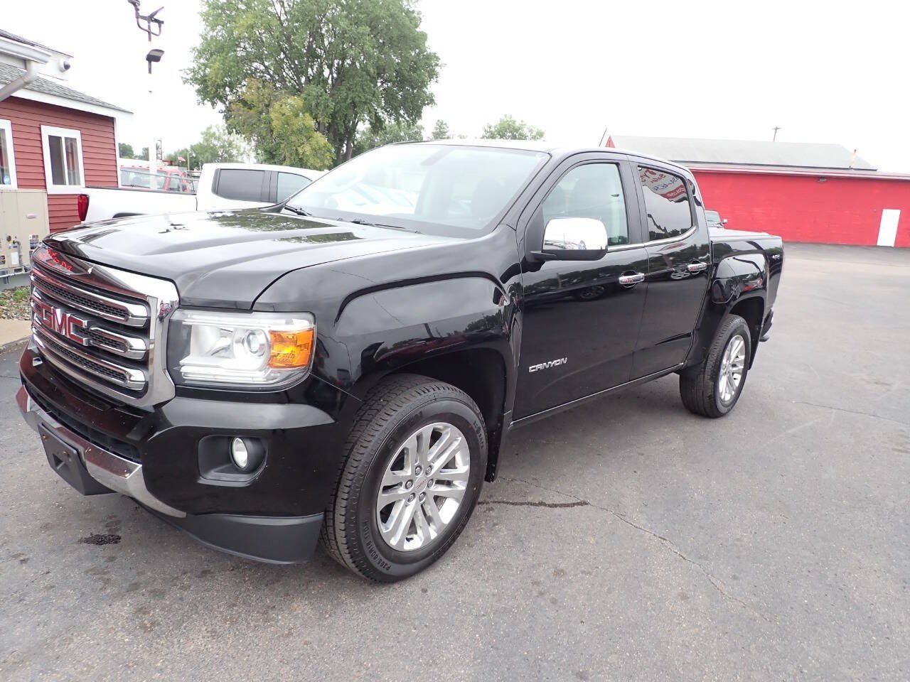 Used 2016 GMC Canyon SLT AWD/4WD image 3