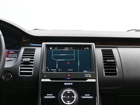 Used 2017 Ford Flex Limited w/ Equipment Group 303A AWD/4WD image 33