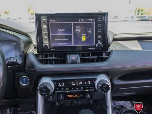 Used 2022 Toyota RAV4 SE w/ Weather & Moonroof Package AWD/4WD image 27