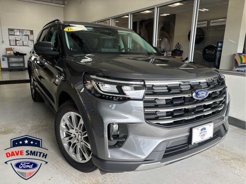 New 2026 Ford Explorer Active w/ Active Comfort Package AWD/4WD image 2