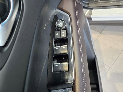 New 2025 MAZDA CX-5 Signature image 21