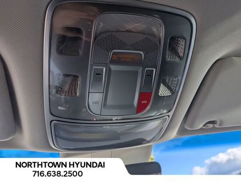 Used 2025 Genesis GV80 2.5T Standard image 23