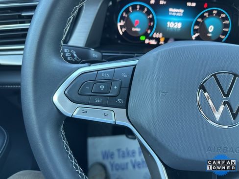 Used 2024 Volkswagen Atlas Cross Sport SE image 65