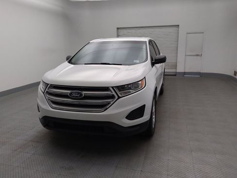 Used 2018 Ford Edge SE FWD image 15
