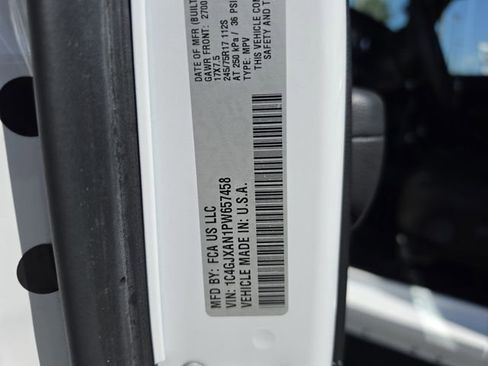 Certified 2023 Jeep Wrangler Sport AWD/4WD image 35