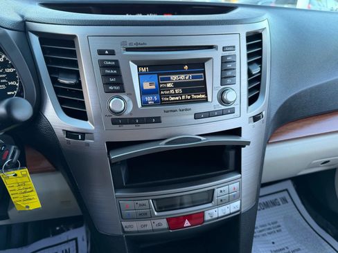 Used 2013 Subaru Outback 2.5i Limited w/ Moonroof Pkg image 39