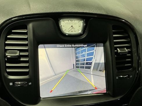 Used 2015 Chrysler 300 S image 8