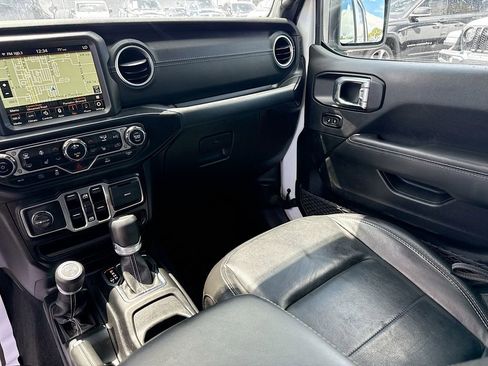 Used 2023 Jeep Wrangler Unlimited Sahara w/ Cold Weather Group image 26