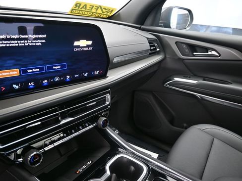 New 2026 Chevrolet Traverse LT w/ Sun and Wheel Package image 22