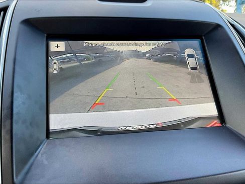Used 2017 Ford Edge Titanium w/ Equipment Group 302A image 26