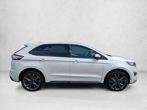 Used 2016 Ford Edge Sport w/ Equipment Group 401A AWD/4WD image 4