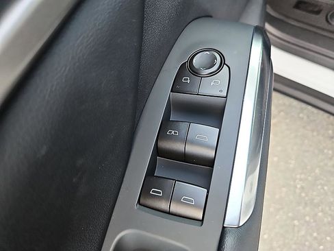 New 2026 Chevrolet Traverse LT image 15