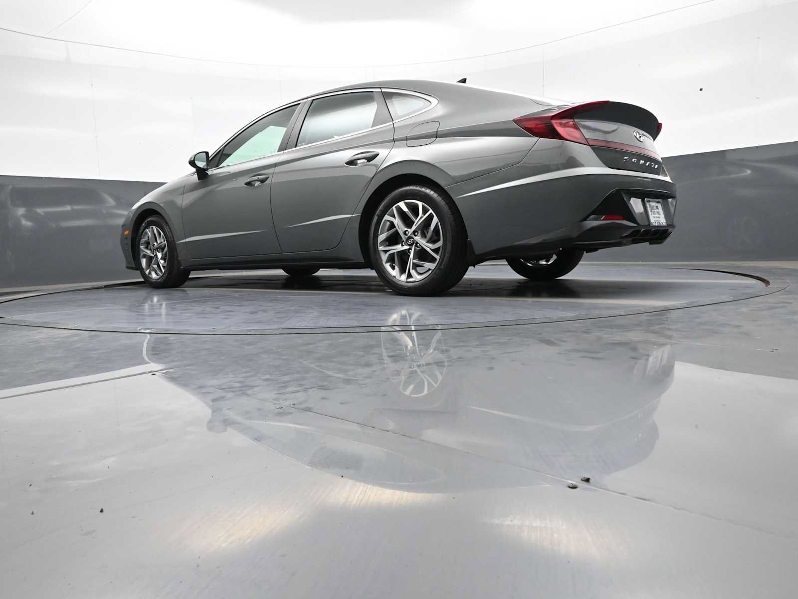 Used 2021 Hyundai Sonata SEL w/ Winter Weather Package FWD image 31