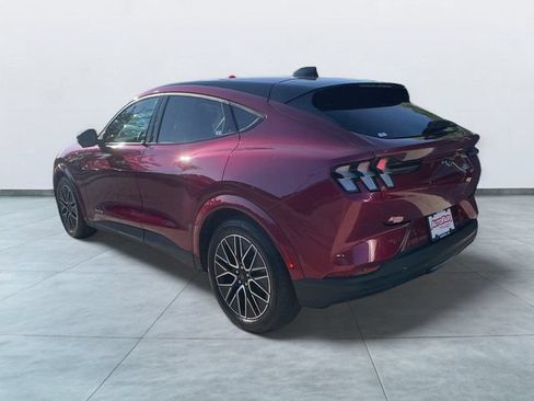 Certified 2025 Ford Mustang Mach-E Premium AWD/4WD image 5