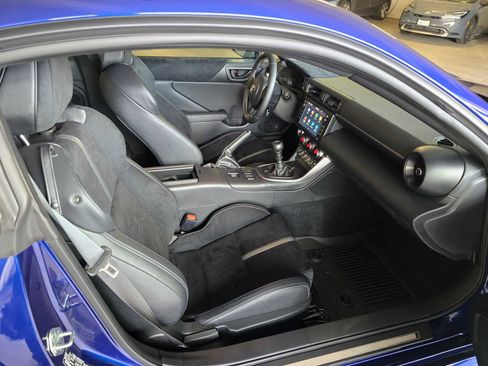 New 2025 Toyota GR86 Premium image 11
