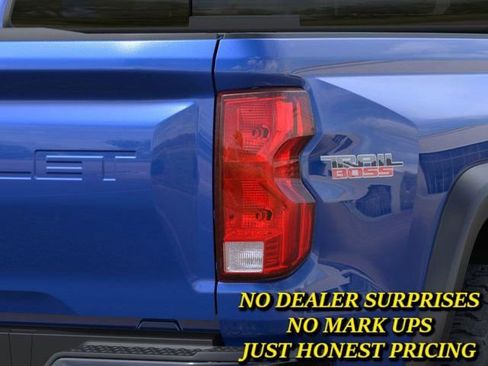 New 2026 Chevrolet Colorado Trail Boss AWD/4WD image 11