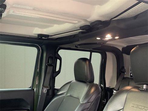 Certified 2021 Jeep Gladiator Sport image 36